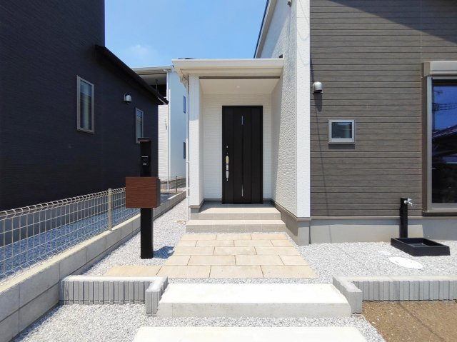 【玄関】 | グラファーレ高崎市石原町3期ー②