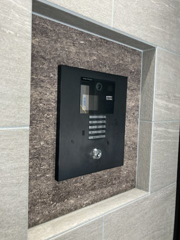 ドムス・スタイル両国のセキュリティ