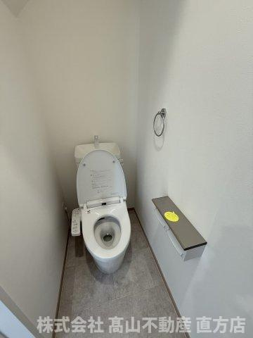 GND戸建てAのトイレ