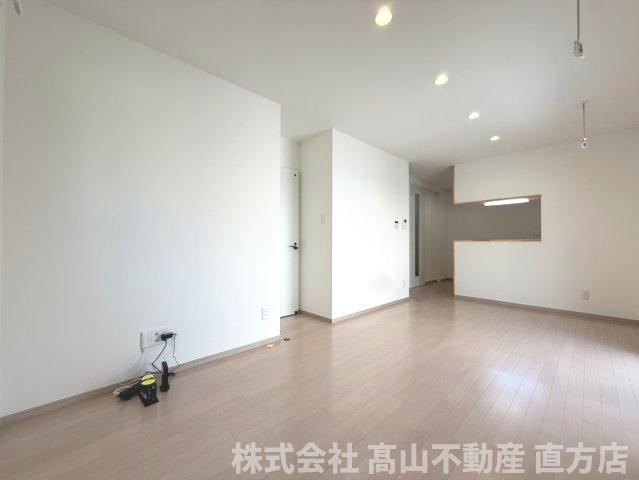 GND戸建てAの居間・リビング