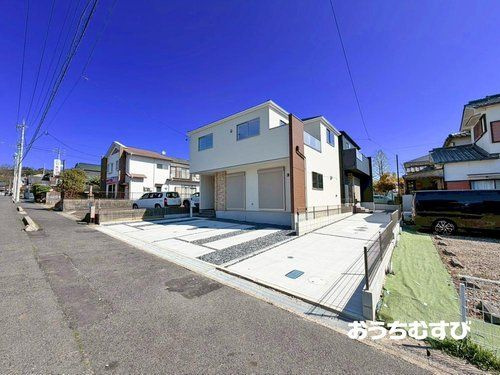 春日井市不二ガ丘3期(全2棟)の前面道路含む現地写真
