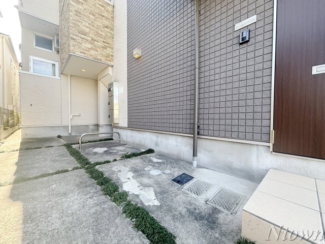 【エントランス】 | サダルスウド | 毎日通るエントランスはこのようになっています