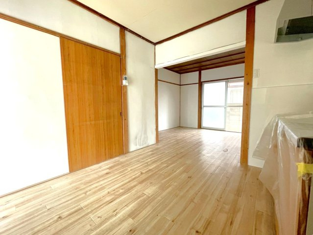 ２０２６年３月リフォーム完了◆地下鉄東西線「小野」駅徒歩９分◆山科区小野荘司町の居間・リビング|リビング