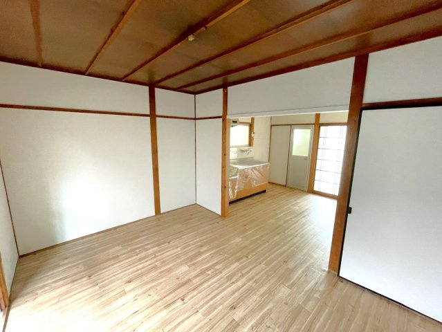 ２０２６年３月リフォーム完了◆地下鉄東西線「小野」駅徒歩９分◆山科区小野荘司町の居間・リビング|リビング