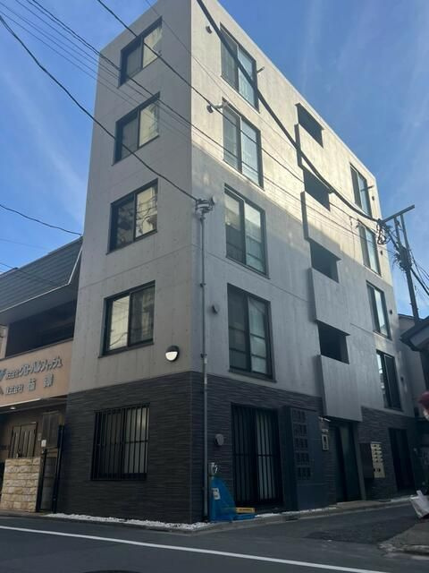 ルシオ北千住の外観