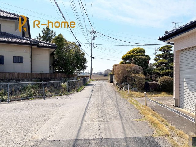 筑西市二木成第2　新築戸建て　2号棟の前面道路含む現地写真|周辺環境も併せて案内致します♪
ぜひ現地へお越しください♪