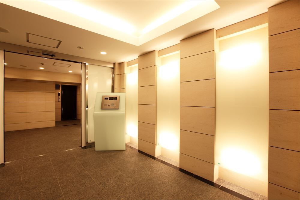 ブレシア銀座イーストのエントランス