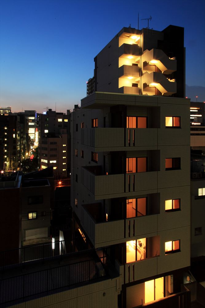 ブレシア銀座イーストの外観