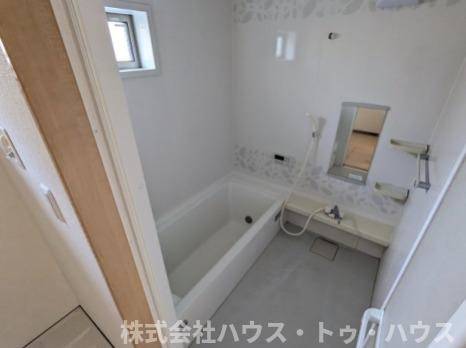 ルミエール南増尾の浴室