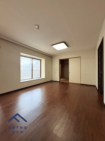 西新パークマンションの居間・リビング