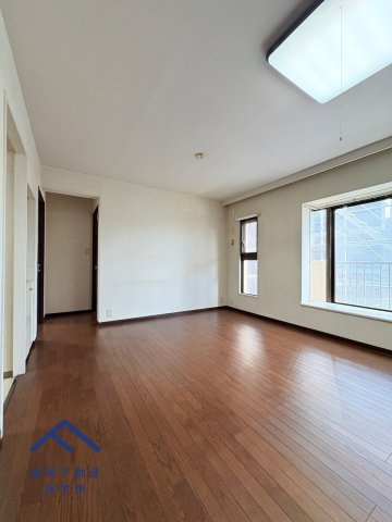 西新パークマンションの居間・リビング