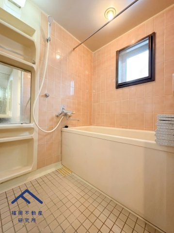 西新パークマンションの浴室