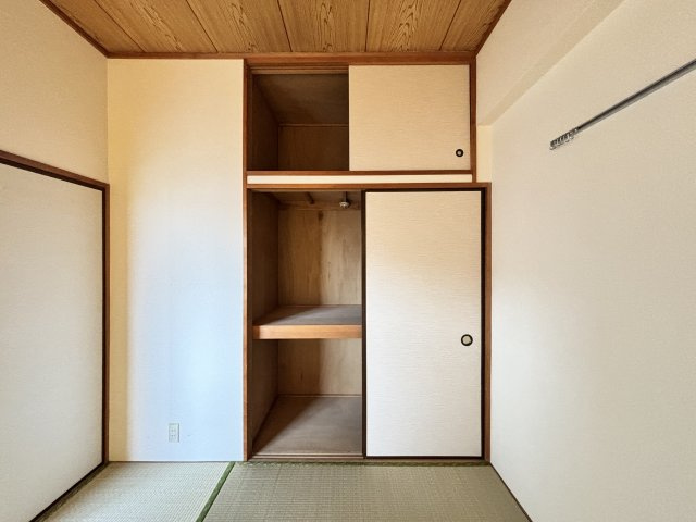 角ビルの収納