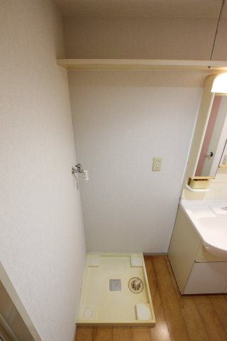 【設備】 | ステーションコタニ | 室内洗濯機置場