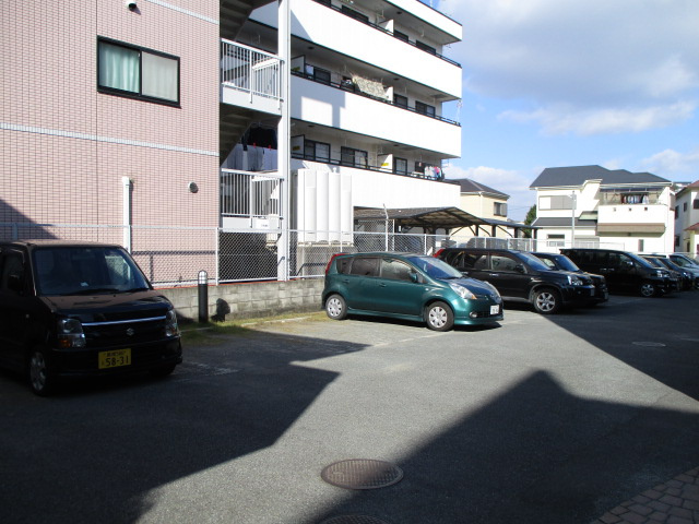 【駐車場】 | ステーションコタニ