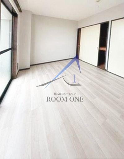 エレガンス浜中の居間・リビング|洋室のお部屋です。