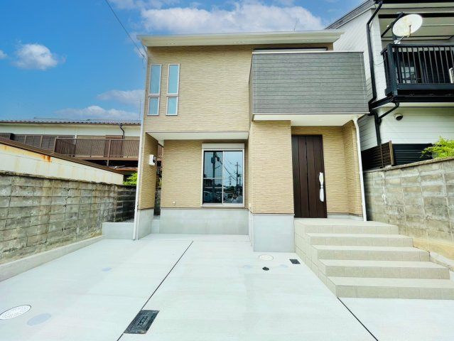 西七条北衣田町　建築条件付土地　２階建プランの外観|【施工例】駅まで徒歩１５分の好立地！スーパー・コンビニも徒歩５分圏内で毎日の買い物も便利です。
