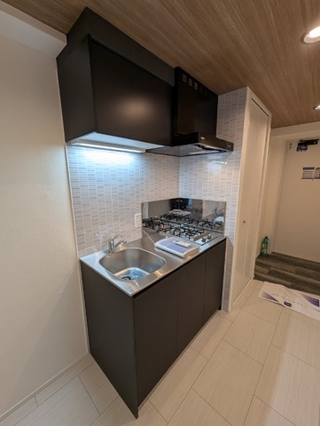 新品家具付きマンション新川3(KaGood東京)のキッチン