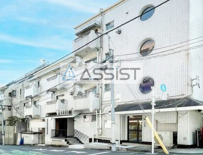 岡本マンションの外観