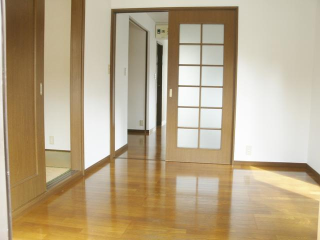 高田戸建の内装| 