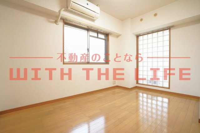クレスト大善寺【10,000円キャッシュバック対象物件】の洋室|コンパクトで使いやすい洋室です