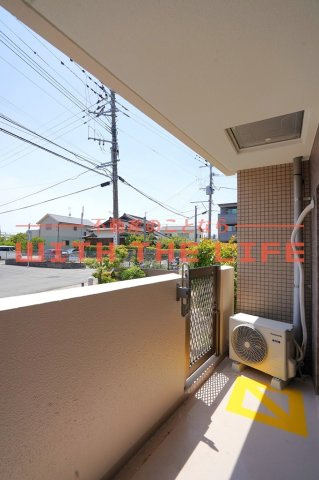 クレスト大善寺【10,000円キャッシュバック対象物件】のバルコニー|バルコニーからの眺めを楽しみながら食事をしませんか