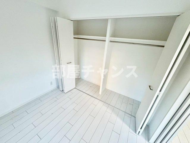 THE RESIDENCE SHINSAKAEの収納
