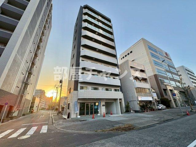 THE RESIDENCE SHINSAKAEの外観