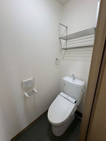 ツインコート弐番館のトイレ|コンパクトで使いやすいトイレです