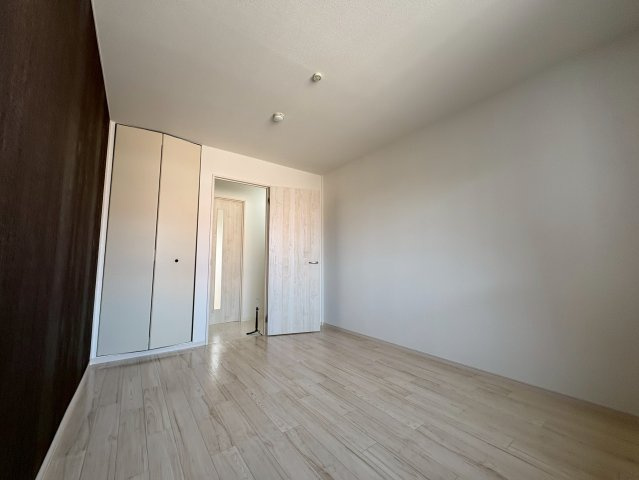 ツインコート弐番館の居間・リビング|使いやすいリビングです