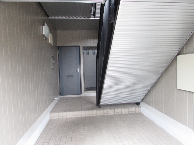 ツインコート弐番館のエントランス|エントランスです