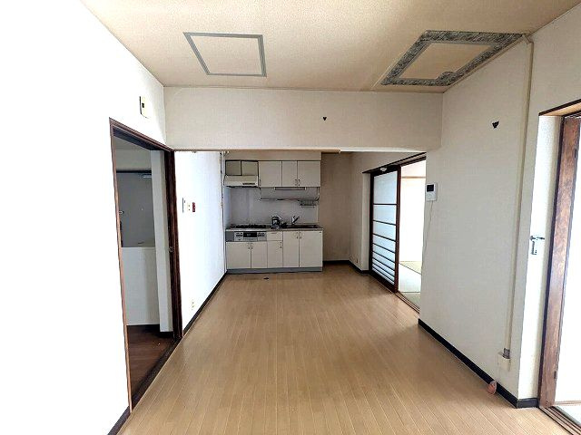 【居間・リビング】 | 緑光苑マンション