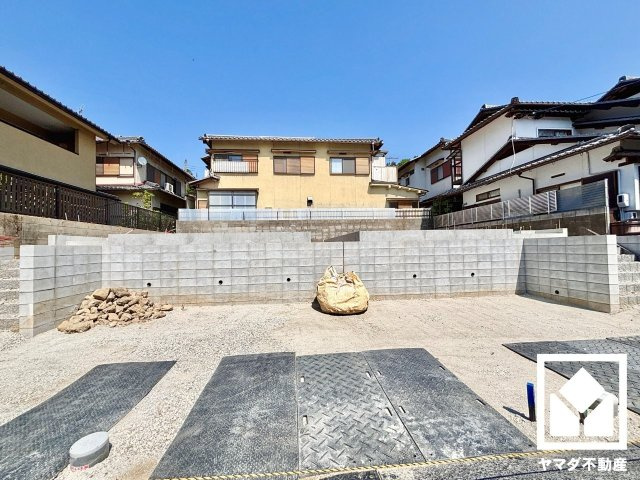 大津市稲葉台　第3　2号棟の前面道路含む現地写真