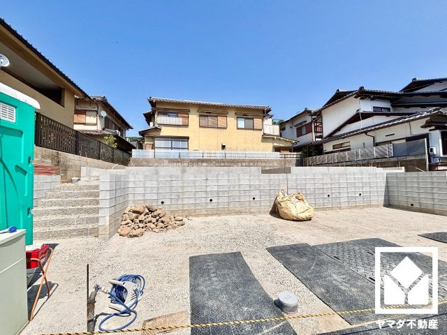 大津市稲葉台　第3　2号棟の前面道路含む現地写真