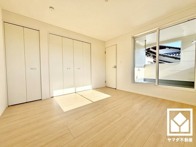 大津市稲葉台　第3　2号棟の洋室