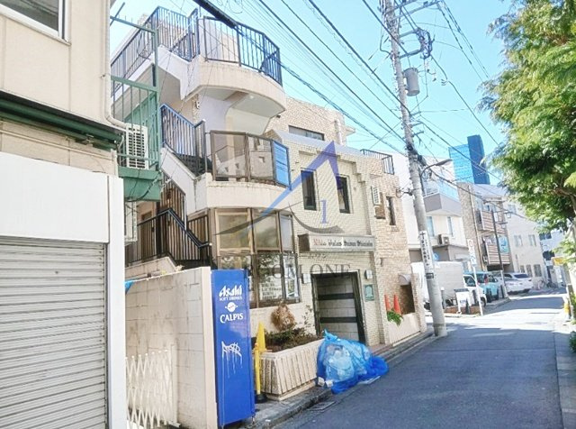 日興パレセゾン新宿の外観|外観です。