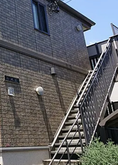 小池荘のエントランス
