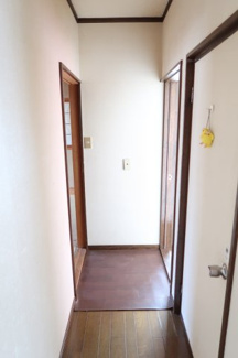  | 野洲市西河原　中古戸建 | 廊下