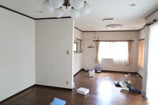 【居間・リビング】 | 野洲市西河原　中古戸建