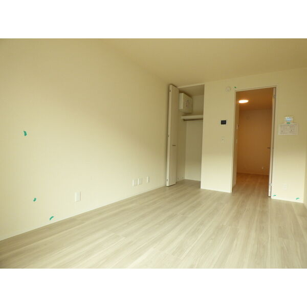 プルミエプランタンの居間・リビング