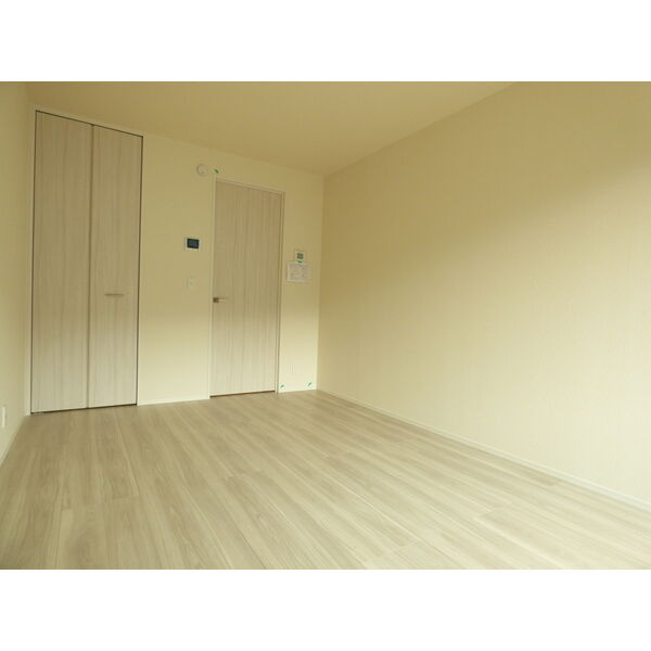 プルミエプランタンの居間・リビング