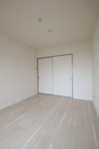 【洋室】 | コンフォルト福田