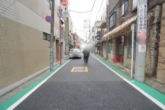 本郷６　土地の前面道路含む現地写真|南側　公道　幅員約6.0m