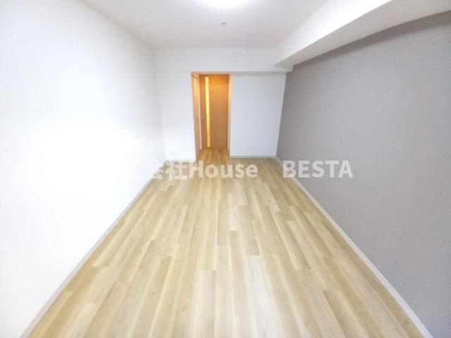 アルファレガロ神戸ウエストの洋室