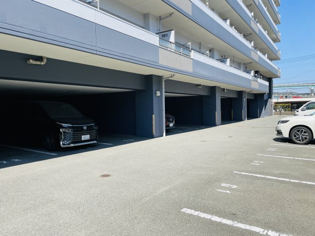 【駐車場】 | アンピール空港南