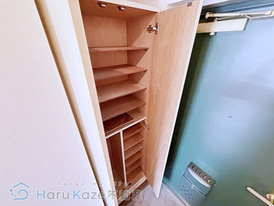 【玄関】 | ブロードⅢ【名古屋市賃貸・都市ガス】