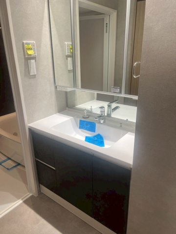 【独立洗面台】