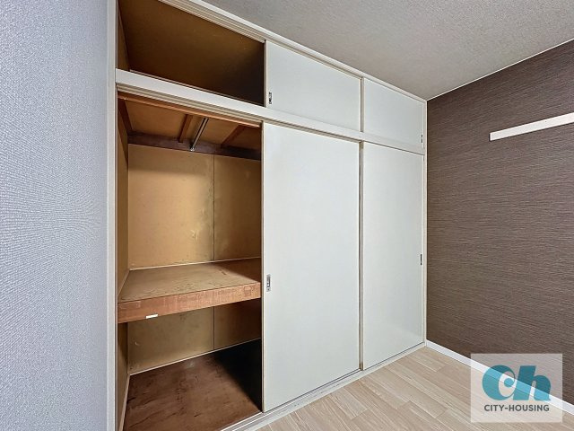 メゾン大森 101号室の収納