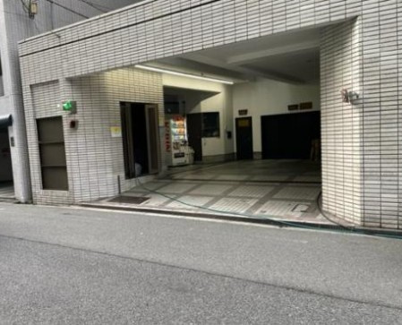 パシフィックマークス肥後橋の駐車場