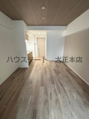 【居間・リビング】 | ドゥーエ南堀江 仲介手数料無料